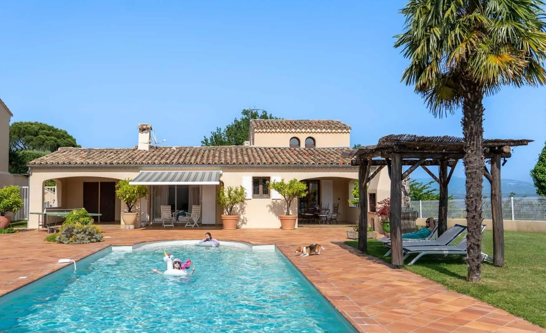 Villa Lazuel, piscine privative chauffée, vue panoramique et jardin clos Aubenas
