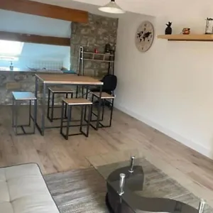 Appartement Superbe Au Chateau D'aubenas, Aubenas